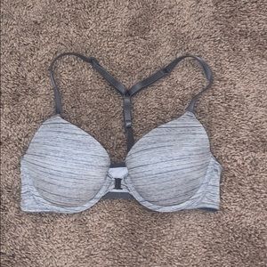 Victoria's Secret PINK front clip padded bra